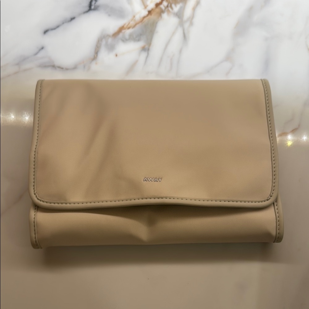 Away travel jewelry case